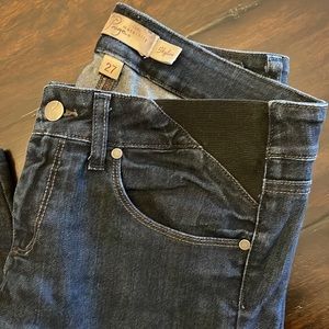 Paige Maternity Skyline Straight Legs Jeans with side panels Size 27